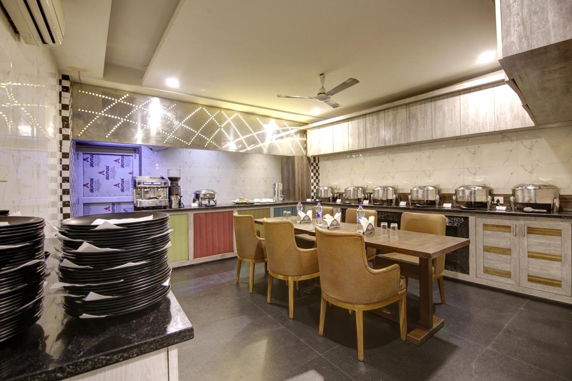 Hotel Delhi 37 By Star Group Near Delhi Airport Νέο Δελχί Εξωτερικό φωτογραφία