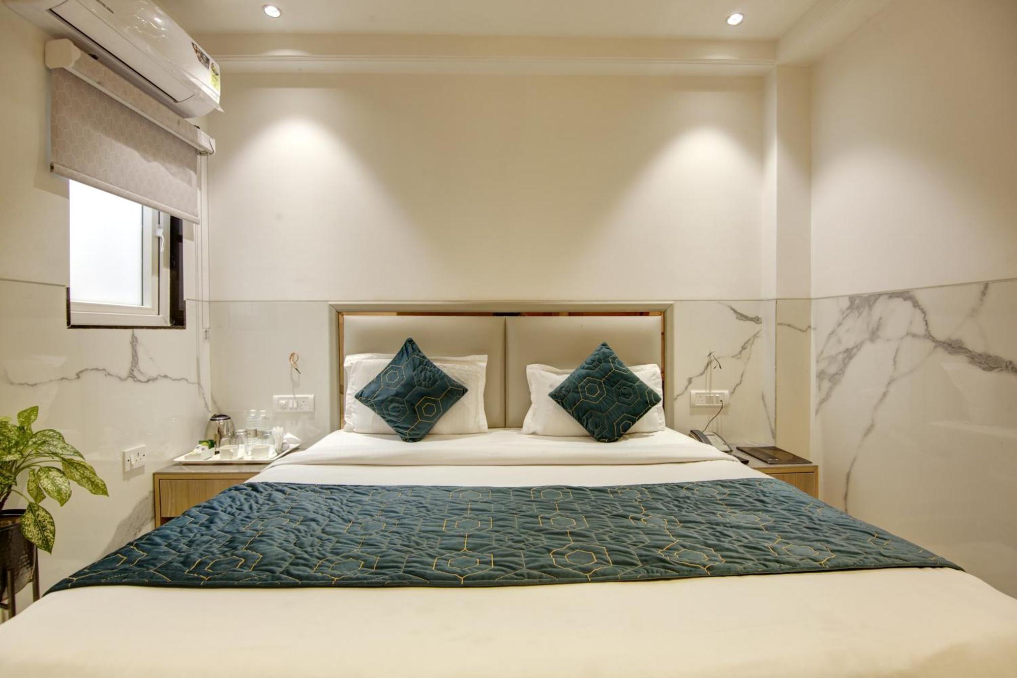 Hotel Delhi 37 By Star Group Near Delhi Airport Νέο Δελχί Εξωτερικό φωτογραφία