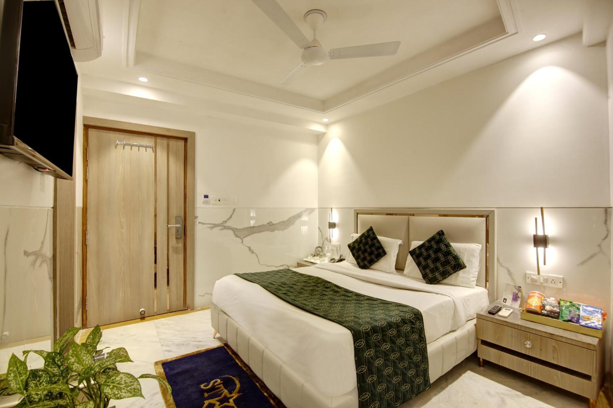 Hotel Delhi 37 By Star Group Near Delhi Airport Νέο Δελχί Εξωτερικό φωτογραφία